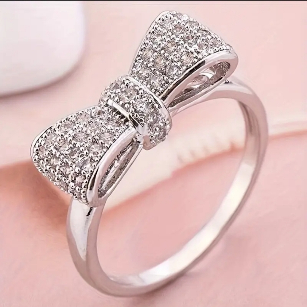 Elegant Silver Bow Ring